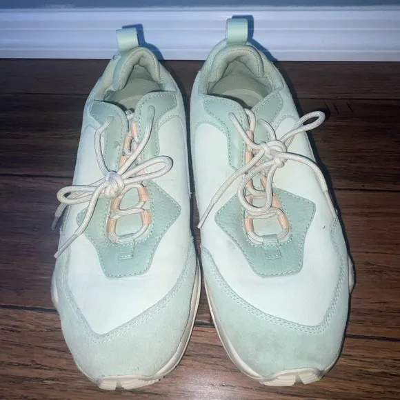 Chunky sneakers dad sneakers suede sneakers mint green neutral sneakers puma