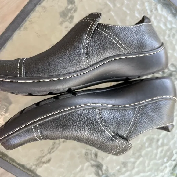 Clarks Collection Leather Slip On Loafers Comfort Casual Shoes Black size 6.5