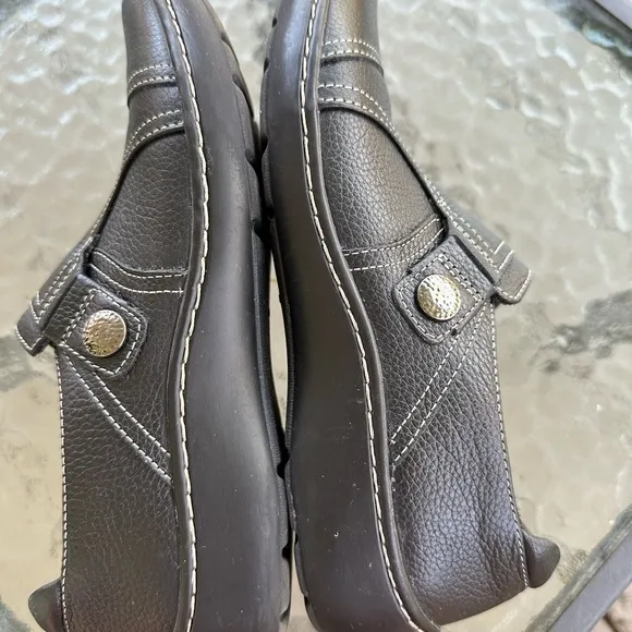 Clarks Collection Leather Slip On Loafers Comfort Casual Shoes Black size 6.5