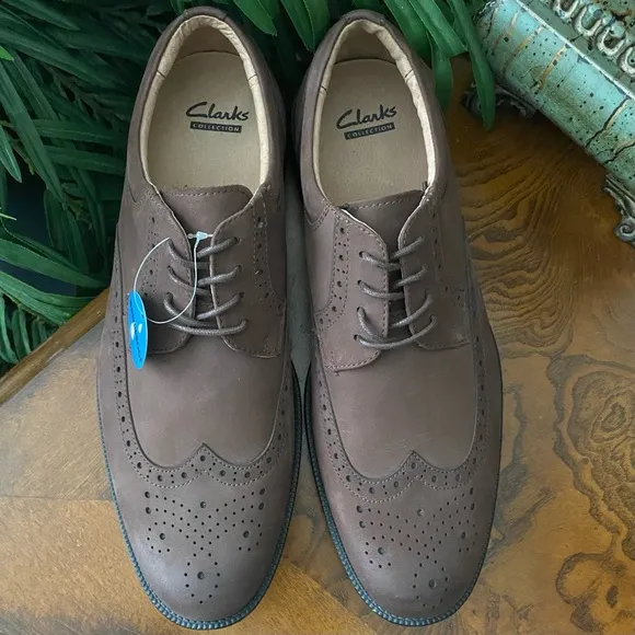Clarks Loafers Kovit Walk Brown Nutbuck Dress Shoes