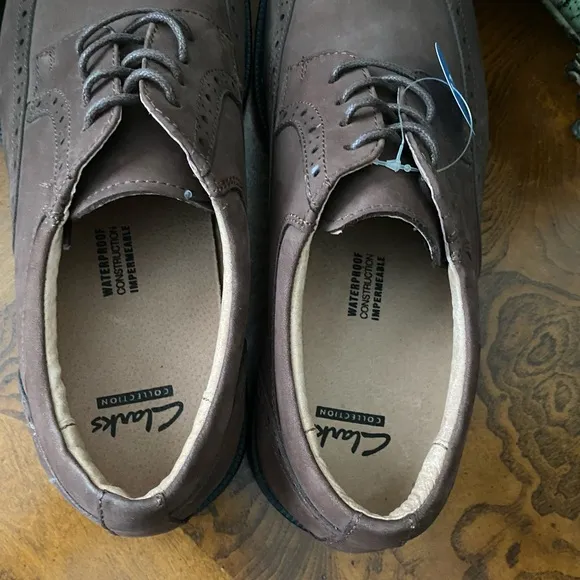 Clarks Loafers Kovit Walk Brown Nutbuck Dress Shoes