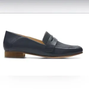 Clarks Pure Iris Womens Blue Leather Comfort Loafers Slip On Size 7.5
