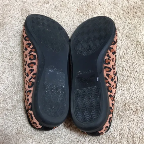Clarks womens SZ 8M dark tan cloudsteppers Carly wish ballet flats.