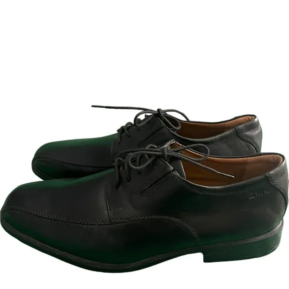 Clark’s dress shoes 11.5 loafers leather​