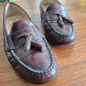 Classic G.H. Bass &amp; Co. wine Brown Tassel Loafers men's 8.5D