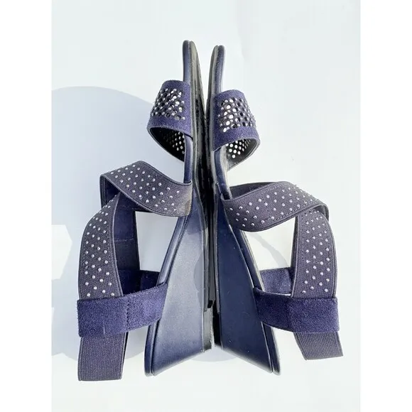 Coach and Four Navy Blue Strappy Sandals – Women’s Size 6 M