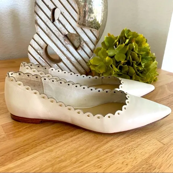 Coach Jill Leather Scalloped Studded Pointed Ivory flats Size 6.5