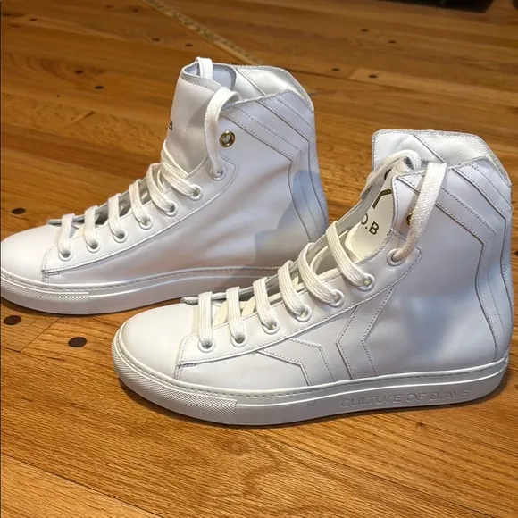 COB Culture of Brave White High-Top Sneakers Sz 39 / 8.5