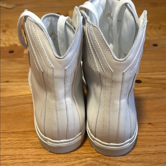 COB Culture of Brave White High-Top Sneakers Sz 39 / 8.5