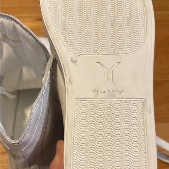 COB Culture of Brave White High-Top Sneakers Sz 39 / 8.5