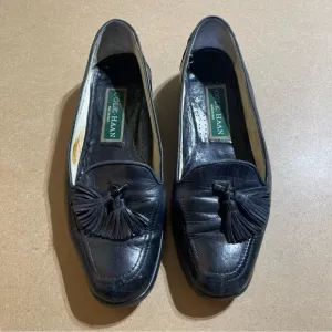 Cole Haan Black Leather Loafers with Tassels 3544
