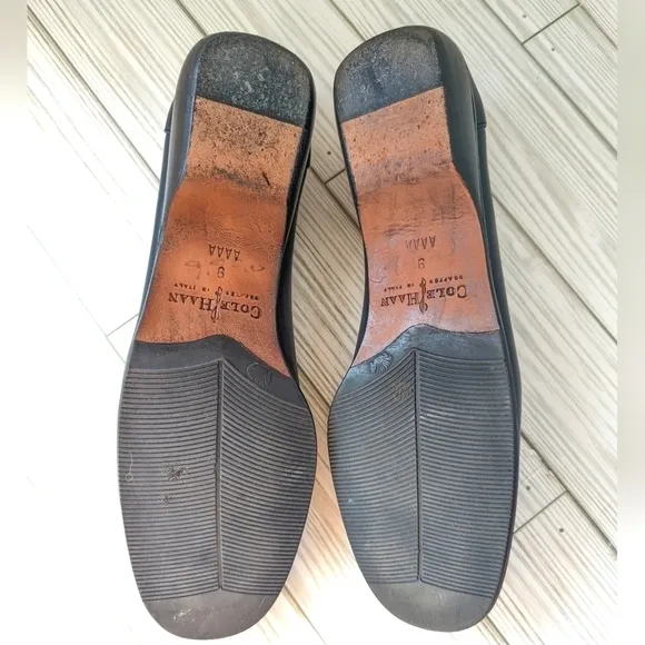 Cole Haan City Italian Leather Loafers in Navy Blue and Red Size 9