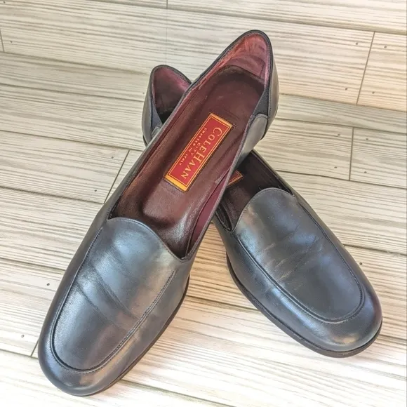 Cole Haan City Italian Leather Loafers in Navy Blue and Red Size 9