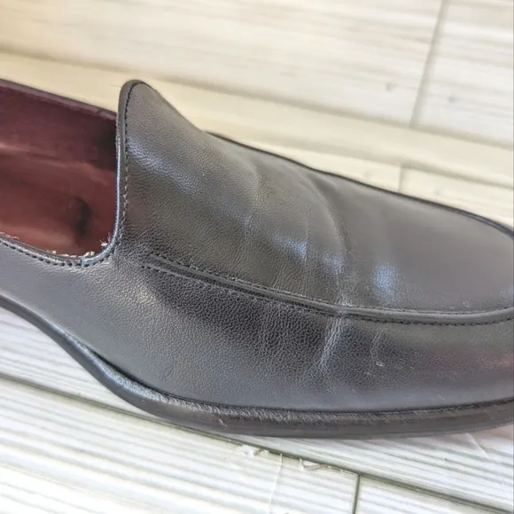 Cole Haan City Italian Leather Loafers in Navy Blue and Red Size 9