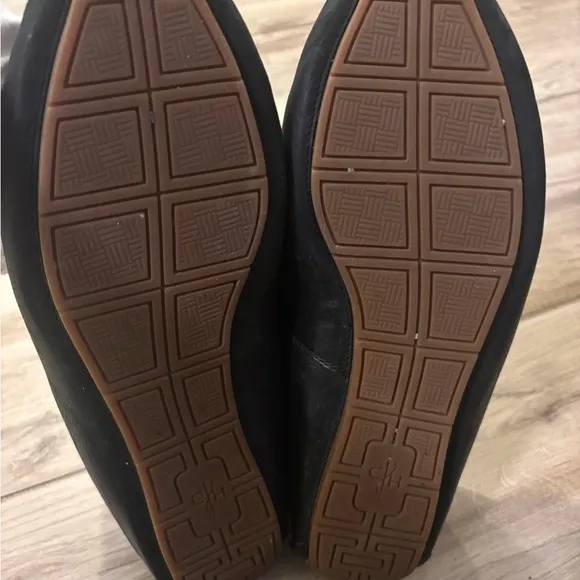 Cole Haan Men's Black Leather Loafers size 8 in great condition