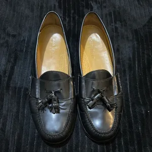 Cole Haan Men's Black Tassel Loafers Size 11 EUC Classic Made in Italy Leather