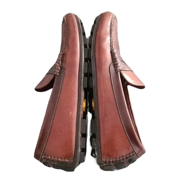 Cole Haan Pinch Grand Penny Loafers Mocassins 8.5 Vibram Soles Driving Shoes