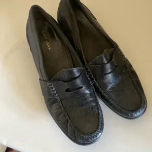 Cole Haan Pinch Penny black leather Loafer size 8.5