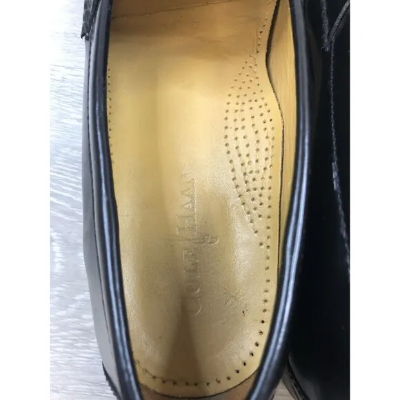 Cole Haan  Pinch Tassel 03506 Loafers Mens 10D Black Leather Moc Toe Dress Shoes