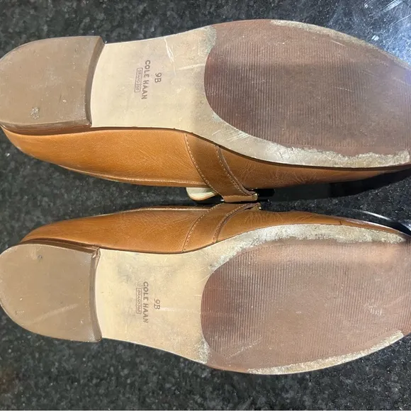Cole Haan Tan Leather Loafers with Gold Bit - Size 9