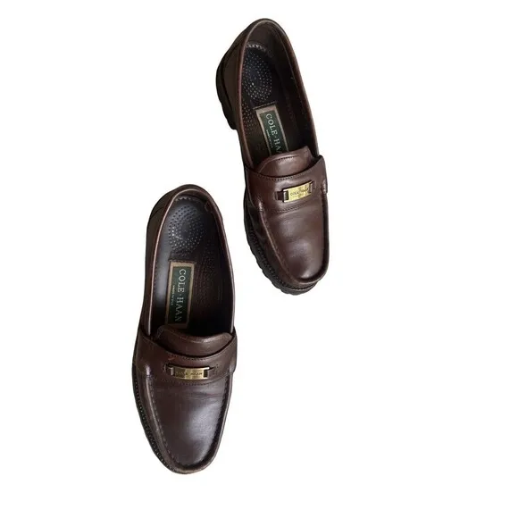 Cole Haan Women Classic Brown Gold Lug Sole Leather Round Penny Loafers-7.5AA