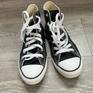Converse All Star Chuck Taylor High Top Sneakers Size 3 Excellent Condition