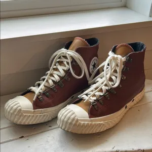Converse Brown and White leather High-Top Sneakers
