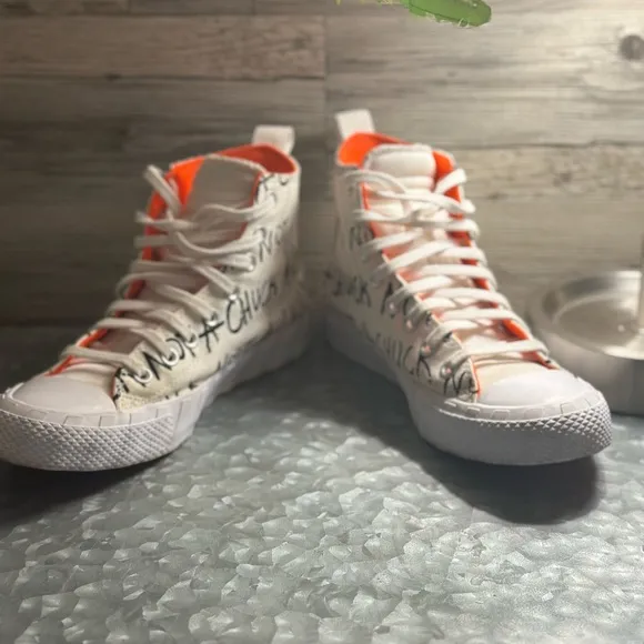 Converse Chuck 70 Hi 'UNT1TL3D - White'High-Top Sneakers - MINT CONDITION