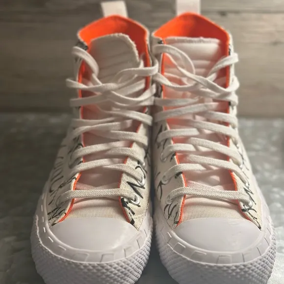 Converse Chuck 70 Hi 'UNT1TL3D - White'High-Top Sneakers - MINT CONDITION