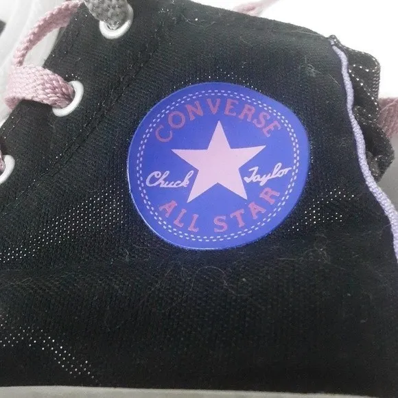 Converse Chuck Taylor All Star Hi Top Double Lace Up  Sneakers Junior Size 1
