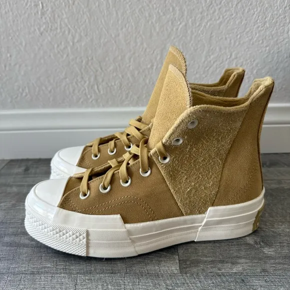 Converse Chuck Taylor AllStar 70 High Top Sneakers