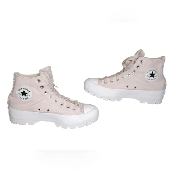 Converse Chuck Taylor Lugged Sherpa High-Top Sneaker Women's Size 9