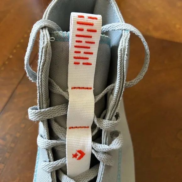 Converse Chuck Taylor stone gray sneakers