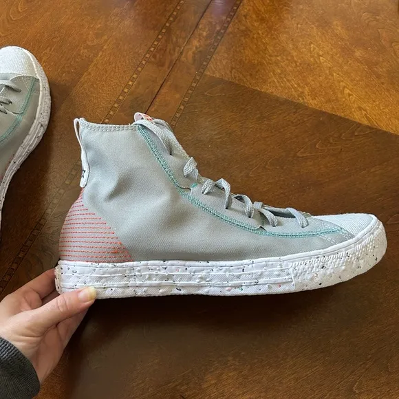 Converse Chuck Taylor stone gray sneakers