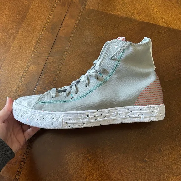 Converse Chuck Taylor stone gray sneakers