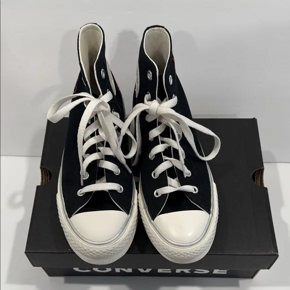 Converse Girls Kids Black High-Top Hearts Sneakers US Size 4