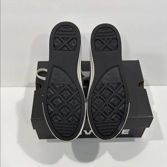 Converse Girls Kids Black High-Top Hearts Sneakers US Size 4