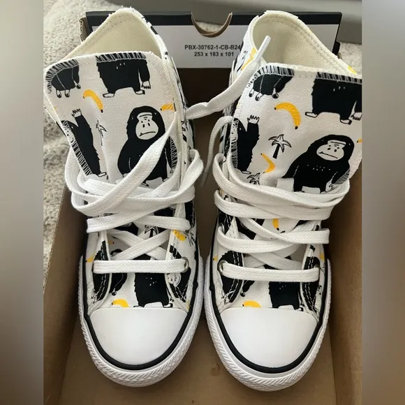 Converse Kids High-Top Sneakers - animal print 🦍 🍌