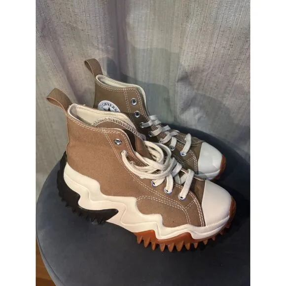 Converse Run Star Hike High Top Sneakers With Chunky Sole Beige/Black Size 8