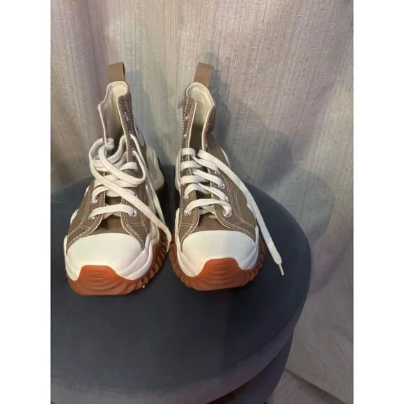 Converse Run Star Hike High Top Sneakers With Chunky Sole Beige/Black Size 8