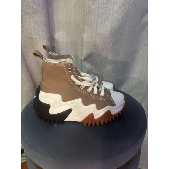 Converse Run Star Hike High Top Sneakers With Chunky Sole Beige/Black Size 8