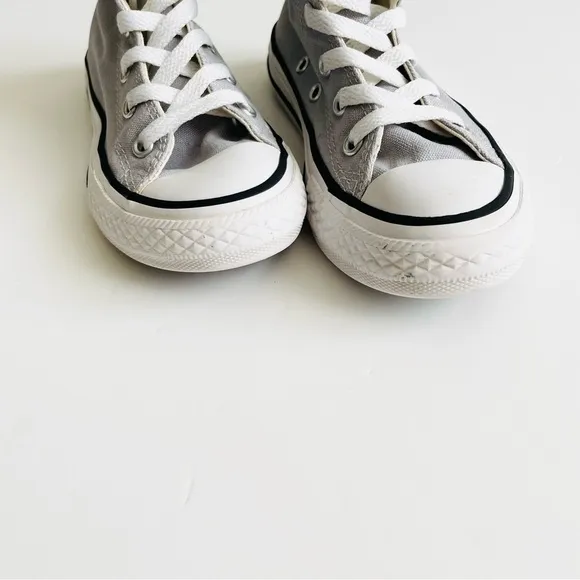 Converse SIZE 13 Kids grey Chuck Taylor chucks sneakers