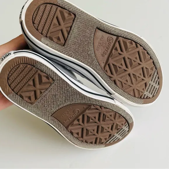Converse SIZE 13 Kids grey Chuck Taylor chucks sneakers