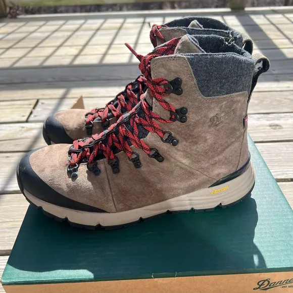 DANNER® ARCTIC 600 SIDE-ZIP 7&quot; BROWN/RED 200G INSULATED OUTDOOR BOOTS sz 10.5