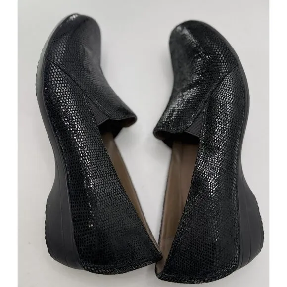 Dansko Loafers Slip Ons Farah Leather Lizard Reptile Embossed Comfort Black 39