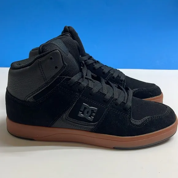 DC Men's Black High-Top Sneakers SIZE 7