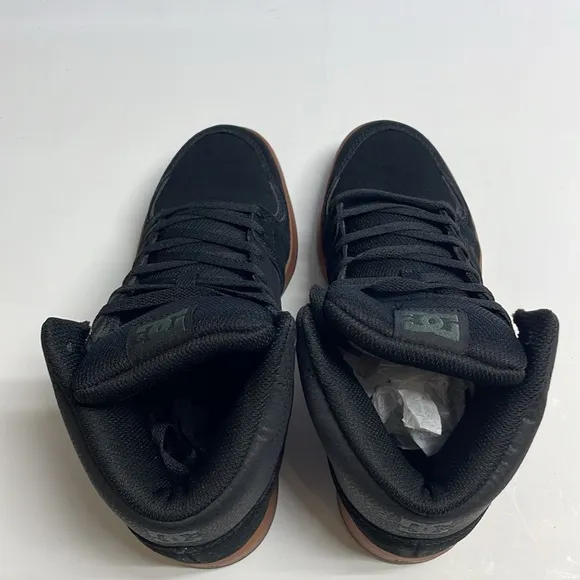 DC Men's Black High-Top Sneakers SIZE 7