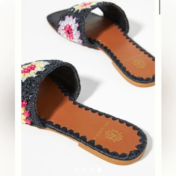 De Siena Pam Raffia Flat Sandals