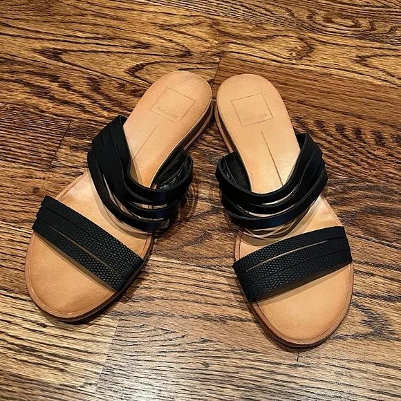 Dolce Vita Pais strappy flat sandals