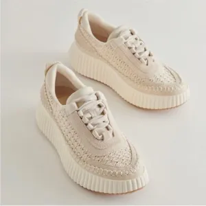 Dolce Vita Dolen Sneakers in Sandstone Knit size 8.5